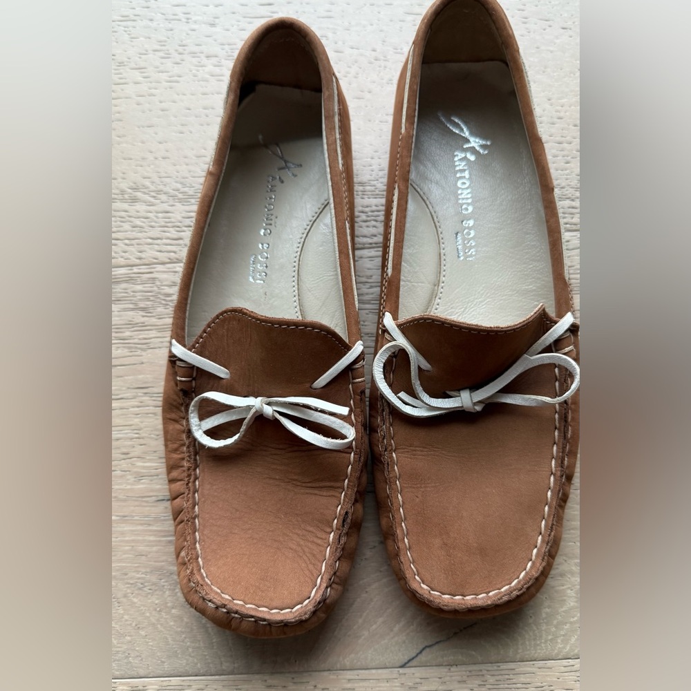 Women's Tan Loafers